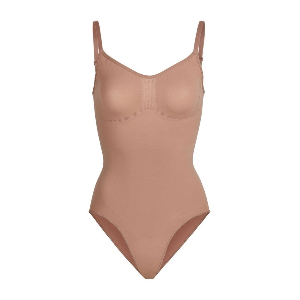 NWOB SCULPTING BODYSUIT W. SNAPS